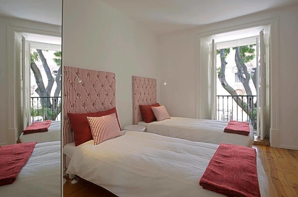 Portas Da Se Apartments Lisbon Exterior photo